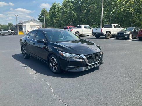 Used 2022 Nissan Sentra SV FWD image 3