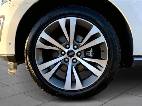 Used 2020 Ford Expedition Limited w/ Equipment Group 302A image 10