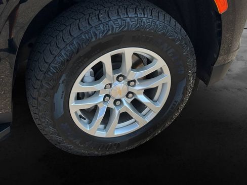 Used 2024 Chevrolet Tahoe LT AWD/4WD image 12