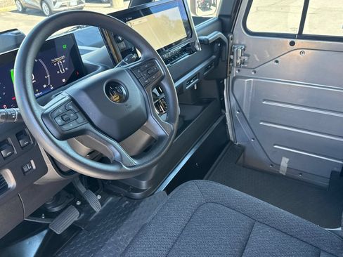 Used 2023 Chevrolet Brightdrop 600 w/ Active Safety Package 2 AWD/4WD image 12