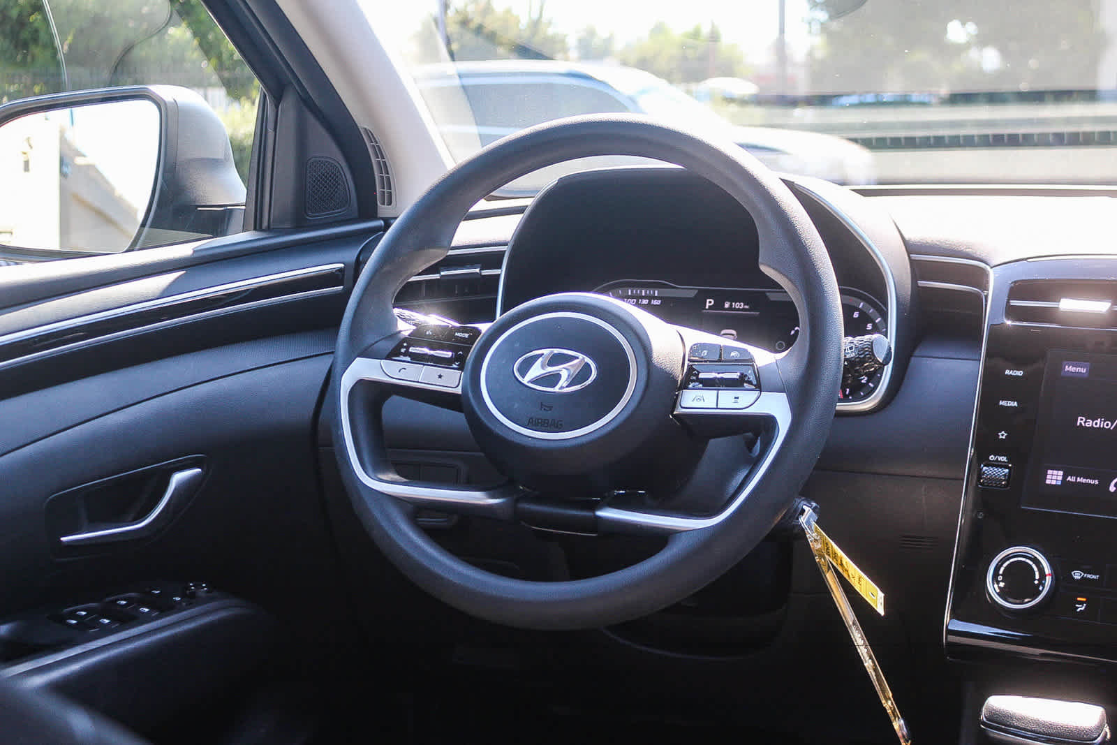 Certified 2024 Hyundai Tucson SE FWD image 19
