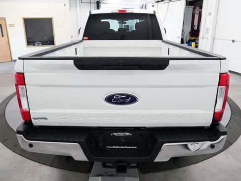 Used 2017 Ford F350 XLT w/ FX4 4x4 Off Road Package image 6