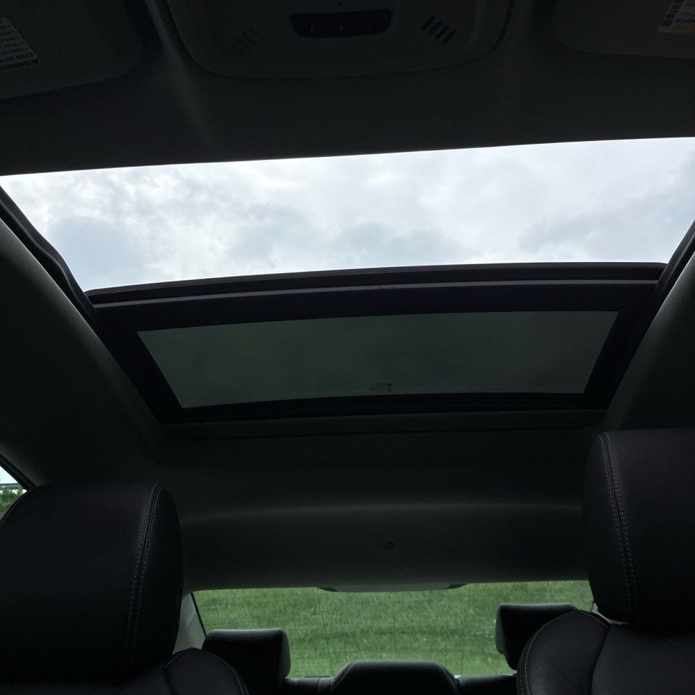 Used 2017 Buick LaCrosse Essence w/ Sun and Shade Package FWD image 13
