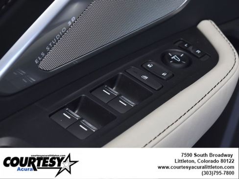 Used 2025 Acura RDX A-Spec image 8