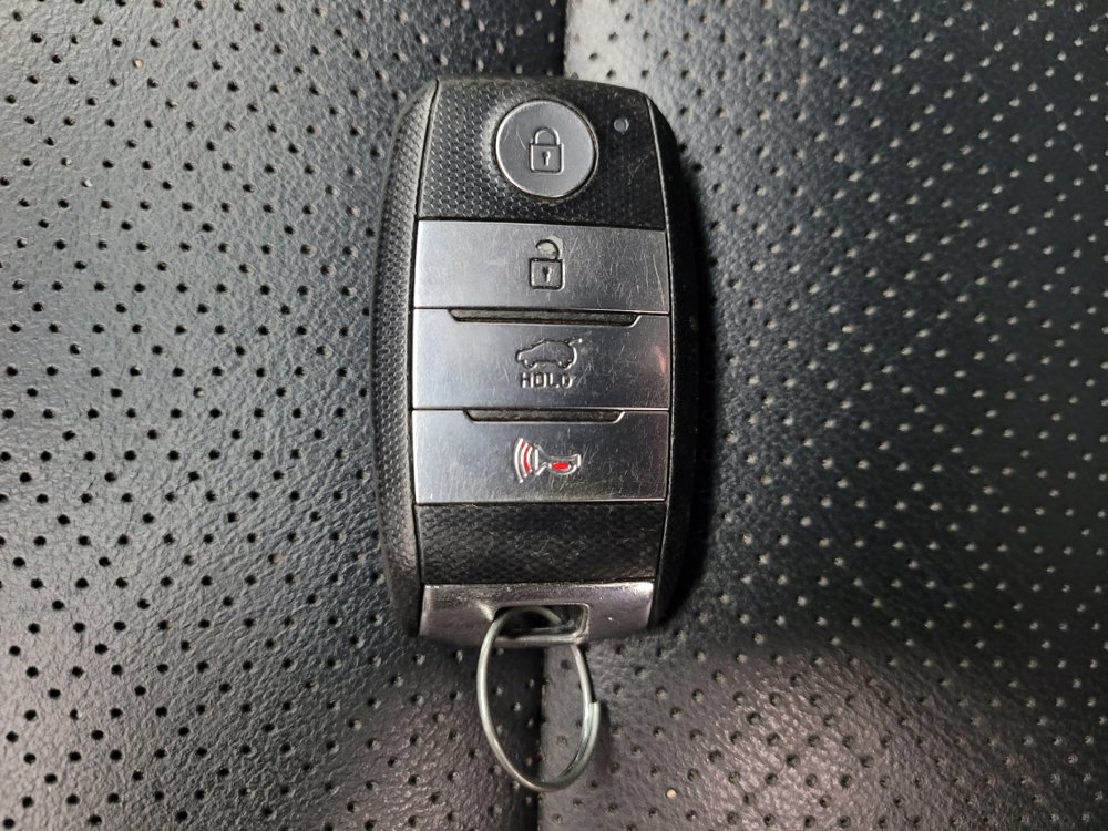 Used 2017 Kia Sorento AWD w/ LX Convenience Package image 32