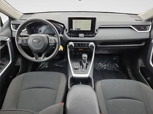 Used 2024 Toyota RAV4 LE AWD/4WD image 27