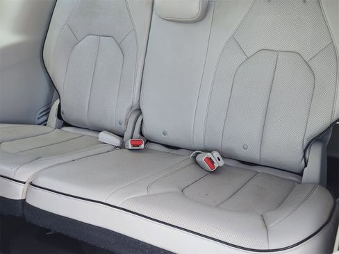 Used 2021 Chrysler Pacifica Limited w/ Premium & Safety Sphere Group image 30