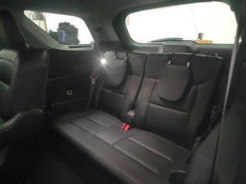 Used 2023 Ford Explorer Limited w/ Equipment Group 301A image 14