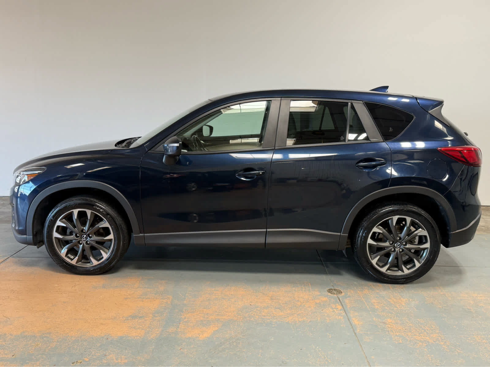 Used 2016 MAZDA CX-5 Grand Touring AWD/4WD image 2