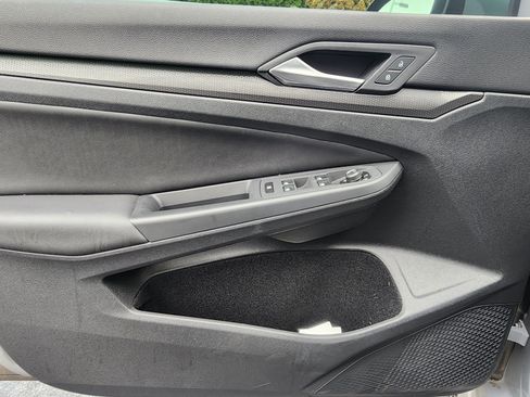 Used 2024 Volkswagen GTI SE w/ SE Leather Seats Package image 21