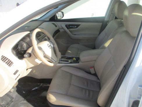 Used 2015 Nissan Altima 2.5 SL w/ Technology Package image 26