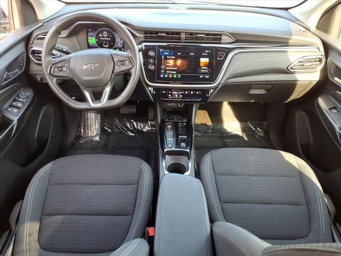 Certified 2023 Chevrolet Bolt EUV LT w/ Driver Confidence Package image 14