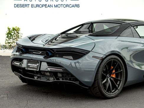 Used 2023 McLaren 720S Performance image 9