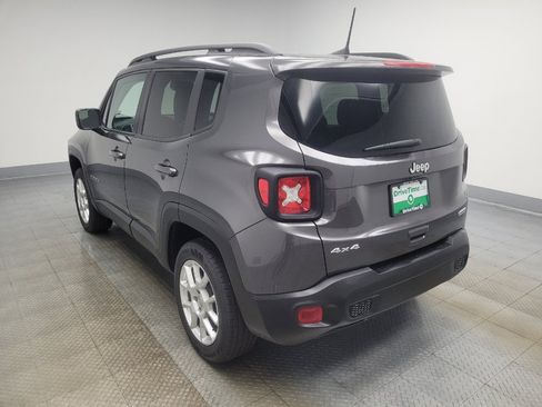 Used 2019 Jeep Renegade Latitude AWD/4WD image 5