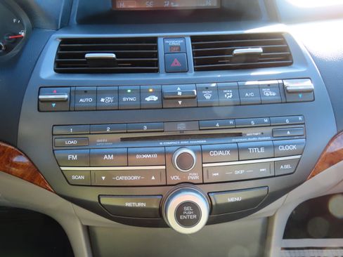 Used 2012 Honda Accord EX-L image 22