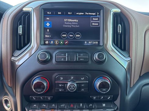 Used 2019 Chevrolet Silverado 1500 High Country w/ High Country Premium Package image 44