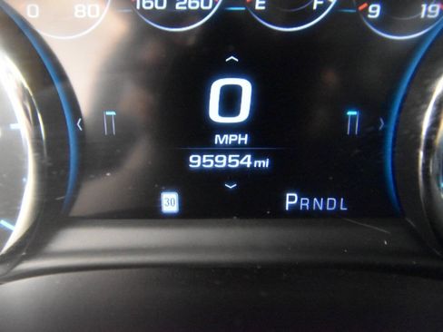 Used 2018 GMC Yukon Denali w/ Open Road Package AWD/4WD image 30