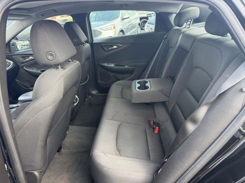 Used 2024 Chevrolet Malibu LT FWD image 14