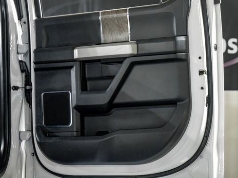 Used 2017 Ford F350 Lariat w/ Lariat Ultimate Package image 39