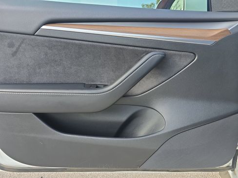 Used 2021 Tesla Model 3 Long Range image 22