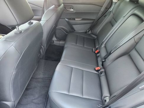 New 2025 Nissan Rogue SV w/ SV Premium Package FWD image 24