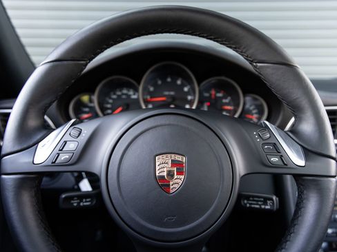 Used 2012 Porsche 911 Carrera 4 GTS AWD/4WD image 14
