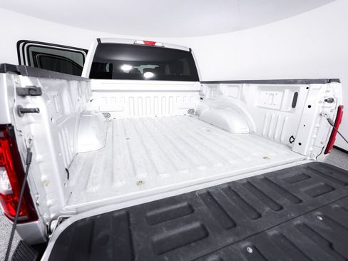 Used 2019 Ford F150 XL w/ Equipment Group 101A Mid AWD/4WD image 14