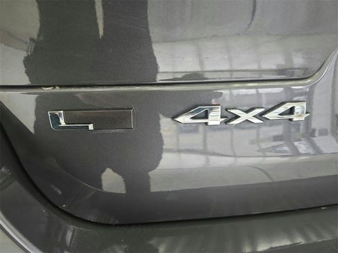 Used 2023 Jeep Grand Cherokee L Overland w/ Advanced Protech Group III image 33