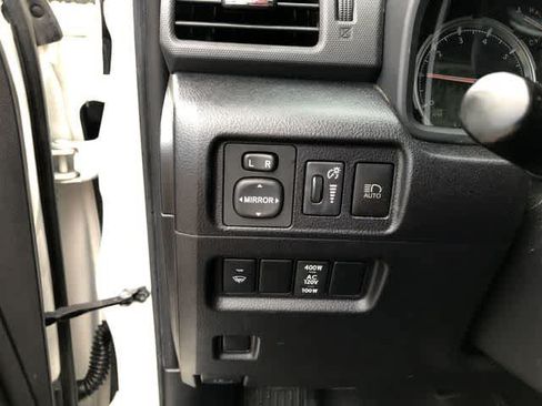 Used 2020 Toyota 4Runner Limited AWD/4WD image 34