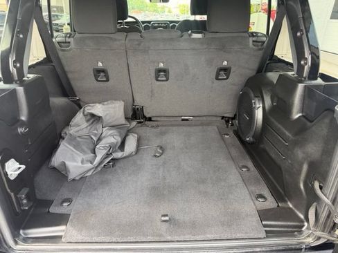 Used 2021 Jeep Wrangler Unlimited Sport AWD/4WD image 41