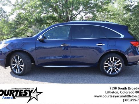 Used 2020 Acura MDX SH-AWD w/ Advance Package image 3