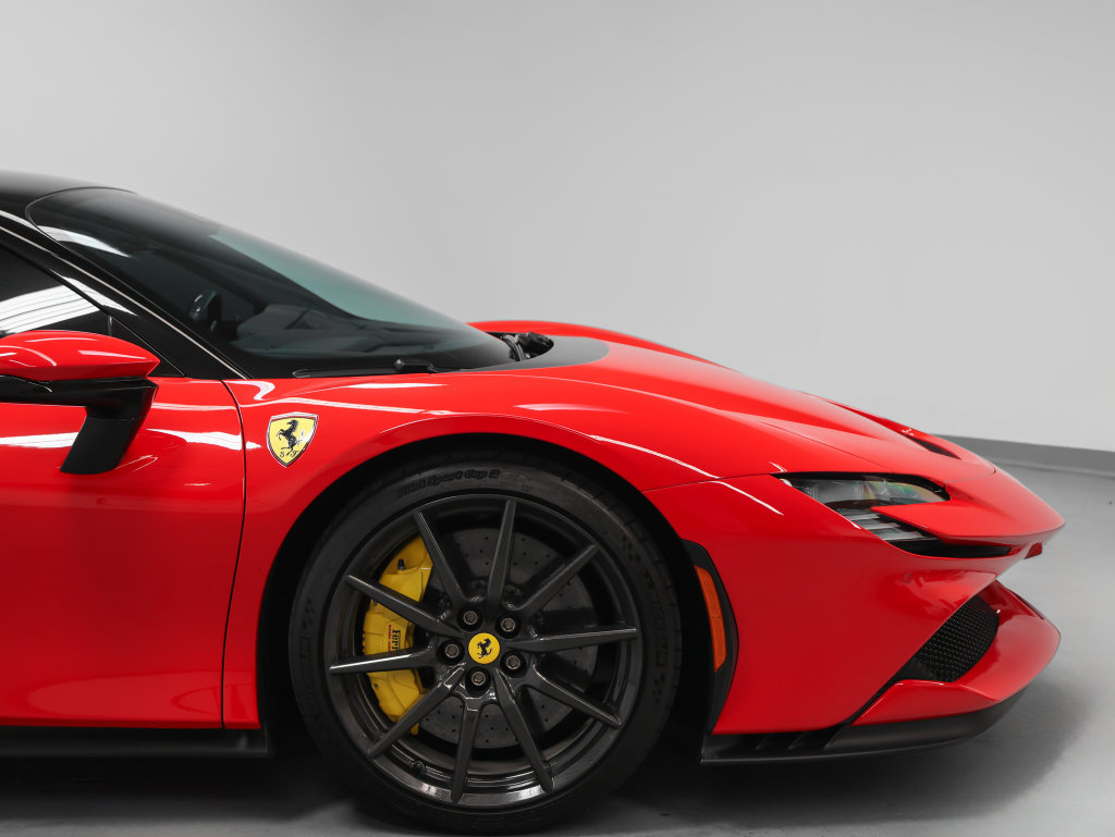 Certified 2022 Ferrari SF90 Stradale AWD/4WD image 4