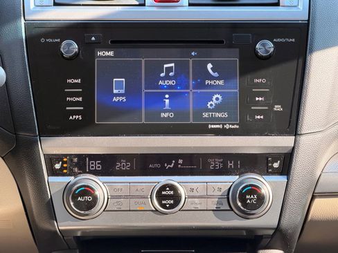 Used 2017 Subaru Legacy 2.5i Premium image 21