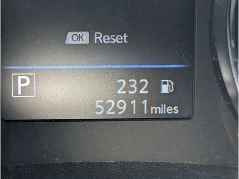 Used 2020 Nissan Rogue SV w/ Premium Package FWD image 19