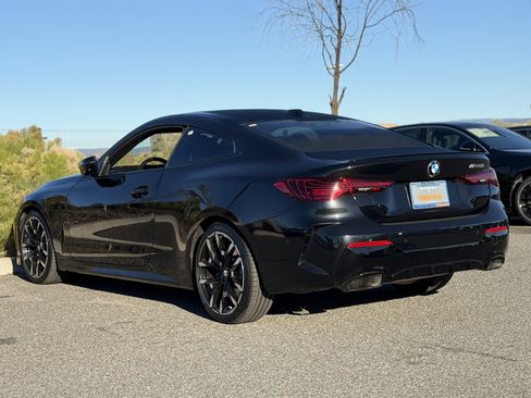 Used 2025 BMW M440i Coupe w/ Premium Package image 10