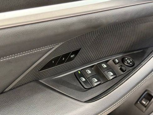 Used 2025 BMW i4 xDrive40i w/ Parking Assistance Package image 15