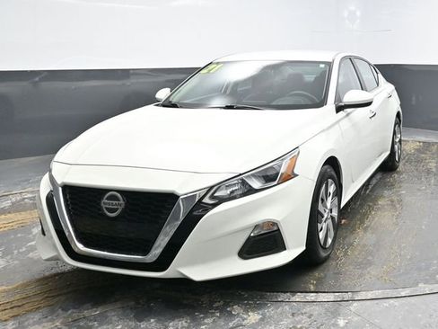 Used 2021 Nissan Altima 2.5 S image 2