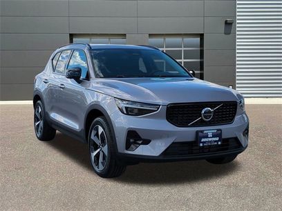 New 2026 Volvo XC40 B5 Plus w/ Protection Package Premier