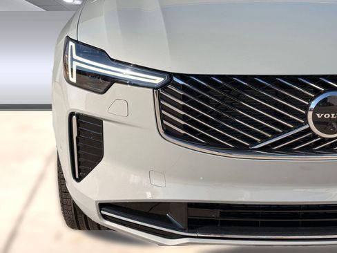 New 2026 Volvo XC90 B6 Ultra image 11