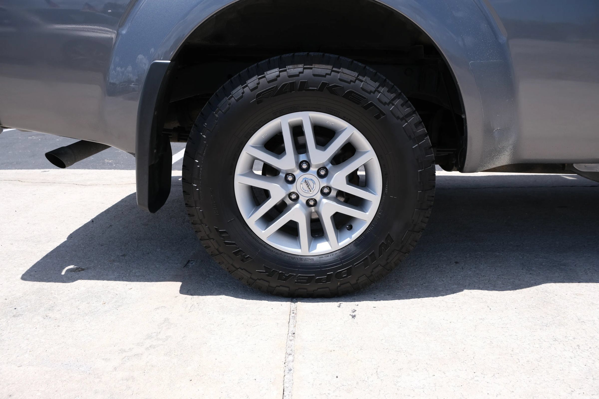 Used 2021 Nissan Frontier SV AWD/4WD image 19