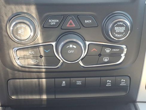 Used 2016 RAM 1500 Big Horn image 7