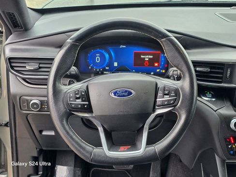 Used 2020 Ford Explorer ST w/ Premium Technology Package image 22