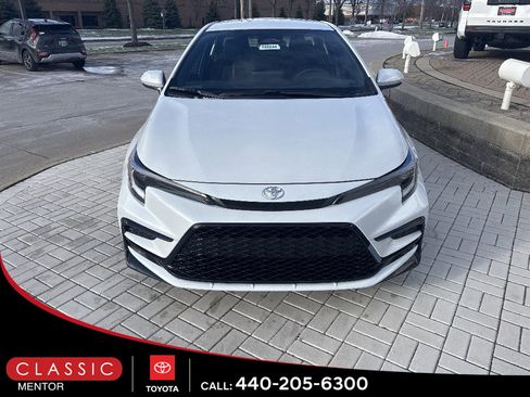 New 2026 Toyota Corolla SE image 3