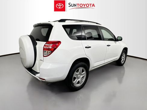 Used 2011 Toyota RAV4 4WD image 4