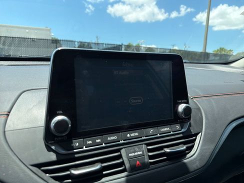 Used 2020 Nissan Altima 2.5 SR w/ Premium Package FWD image 22