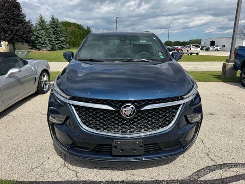 Used 2023 Buick Enclave Avenir w/ Avenir Technology Package AWD/4WD image 2
