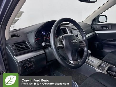 Used 2014 Subaru Outback 2.5i Premium image 9