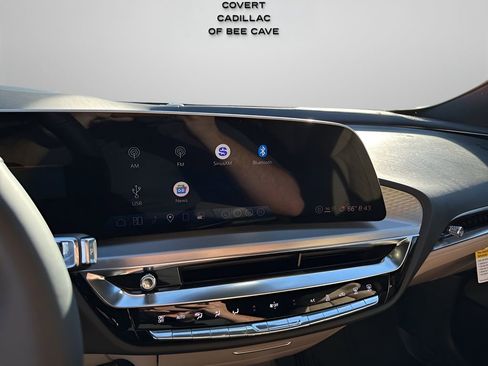 New 2026 Cadillac Lyriq Signature Luxury image 35