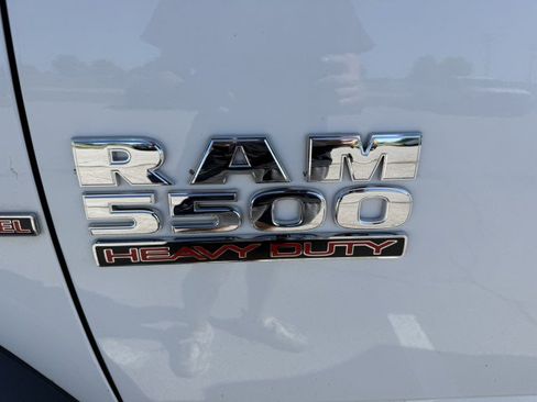 Used 2015 RAM 5500 4x4 Crew Cab image 20