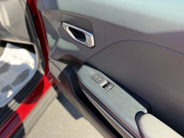 Certified 2025 Kia K4 FWD image 35